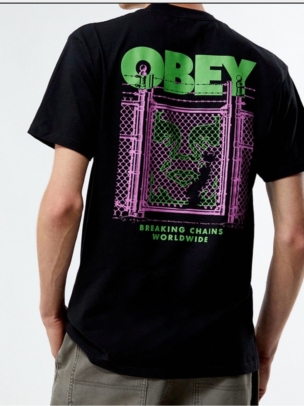 OBEY Chain Link Fence Icon Tee Medium Shepard Fairey Graphic Streetwear EUC